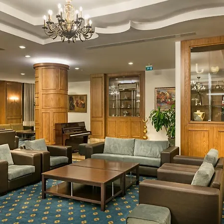 Oezkaymak Select Hotel
