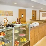 Oezkaymak Select אלאניה