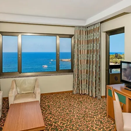 Hotel Oezkaymak Select