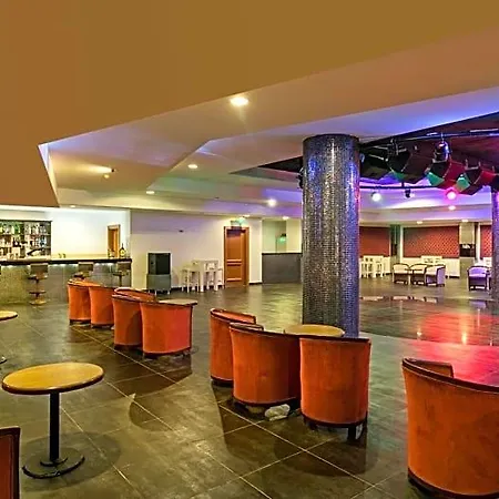 Oezkaymak Select Hotel
