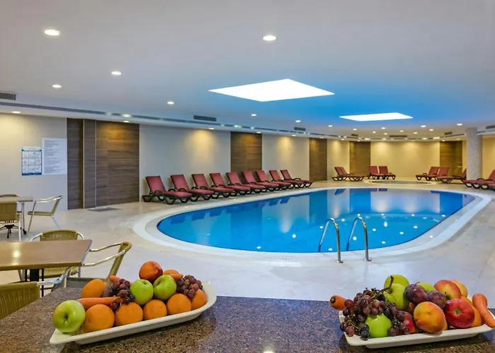 Oezkaymak Select Hotel