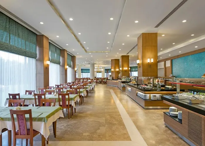 Oezkaymak Select Hotel *