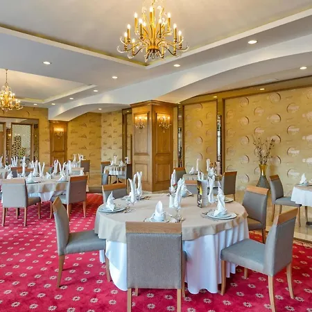 Ozkaymak Select Hotel *