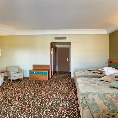 Oezkaymak Select Szálloda Alanya