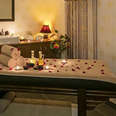 Hotel Oezkaymak Select
