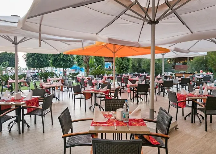 Oezkaymak Select Hotel