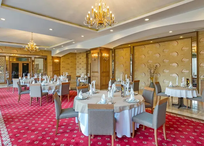 Oezkaymak Select Hotel *