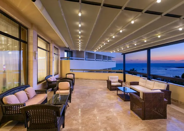 Oezkaymak Select 호텔