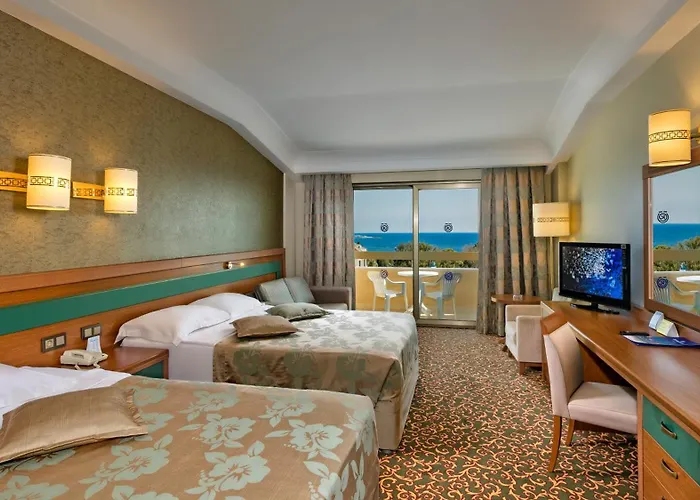 Oezkaymak Select 호텔 *