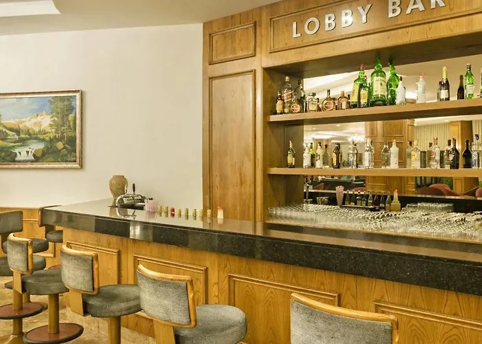 Oezkaymak Select Hotel *